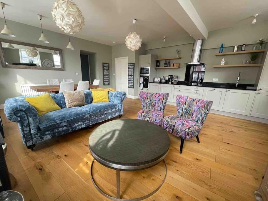 Luxurious 2 Bedroom Apartment In Central Berwick ภายนอก รูปภาพ